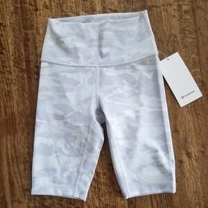 Lululemon Wunder Under Ribbed Shorts